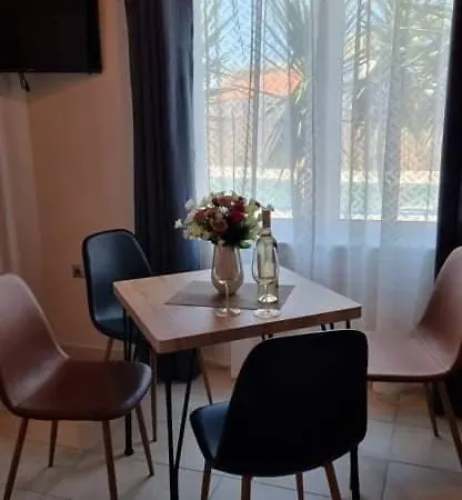 Secret Garden Hotel